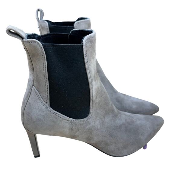 Veronica Beard NWOB Leeland Pointed Toe Chelsea Boot Taupe Gray Size 5M Pull-On - Picture 2 of 7